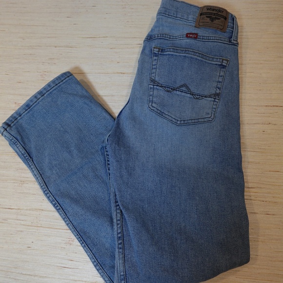 Wrangler Slim Straight Light Wash Jeans Men’s Size 32x30 - Picture 4 of 4